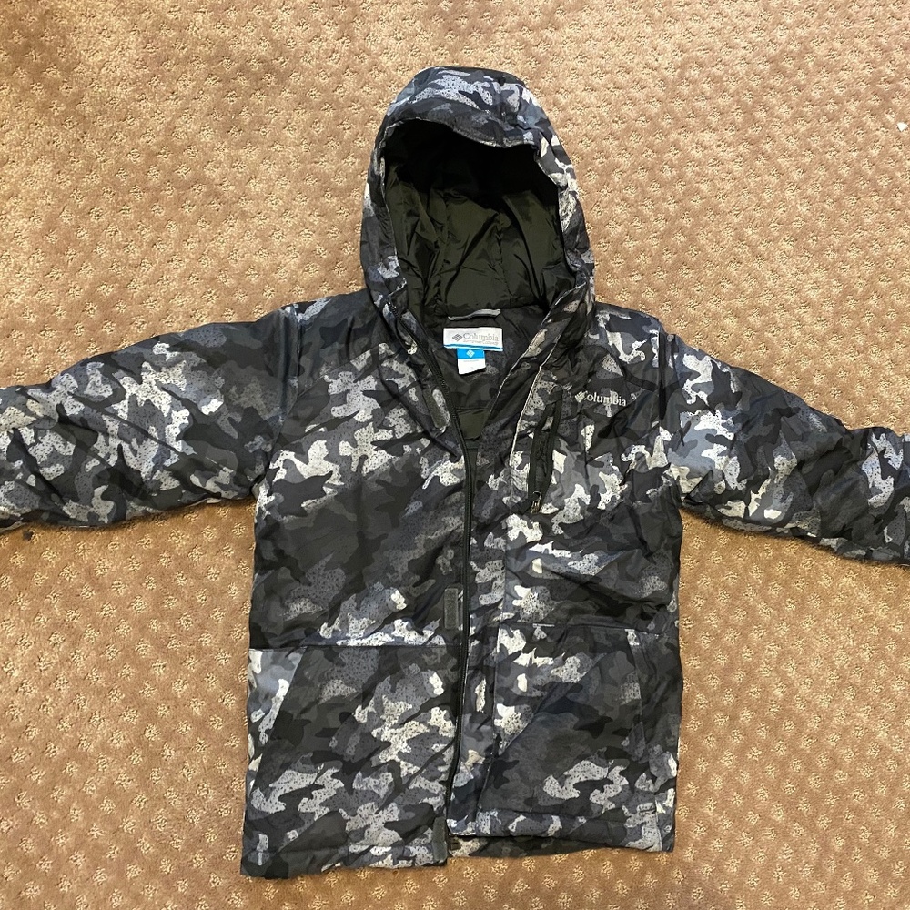 Boys/Kids Columbia Lightening Lift Insulated Ski Jacket/Coat Camouflage Small
